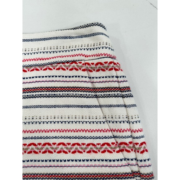 FIFTEEN TWENTY Striped Shorts High‎ Waist Textured Casual Size 4 - Picture 2 of 6